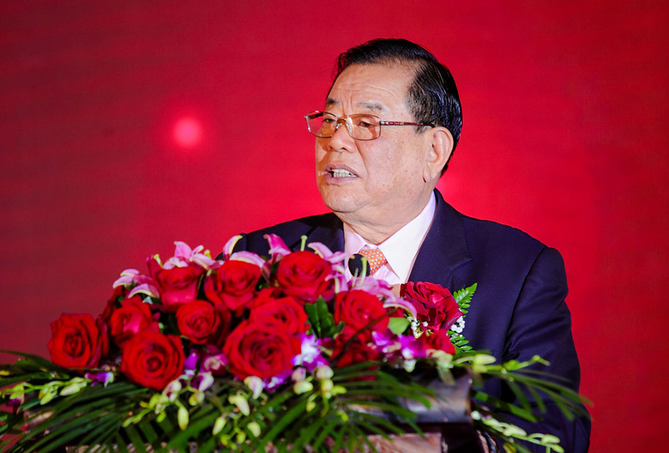 德業(yè)人將用心堅守使命,<br>為實現(xiàn)夢想不懼櫛風沐雨、砥礪前行。